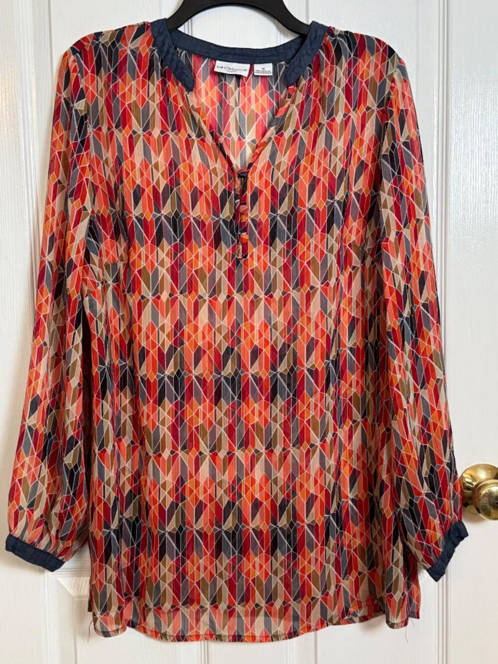 Liz Claiborne Woman 1X Geometric Print Long Sleeve Denim Trim Blouse
